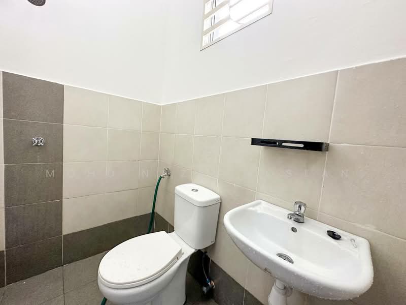 Semi-Detached House for Sale in Taman Desa Salak Pekerti (Sepang) - Mohd Nazri Roslan - PropertyGuru.com.my