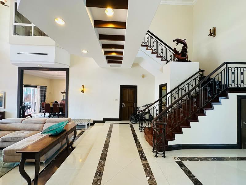Bungalow House for Sale in Teluk Kemang (Negeri Sembilan) - Aimi Mahirah - Living Room - PropertyGuru.com.my