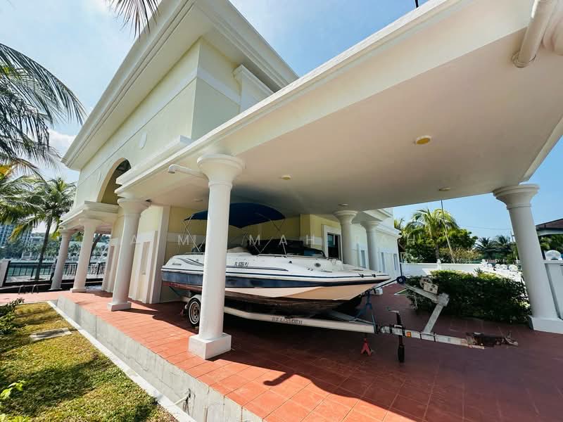 Bungalow House for Sale in Teluk Kemang (Negeri Sembilan) - Aimi Mahirah - Exterior - PropertyGuru.com.my