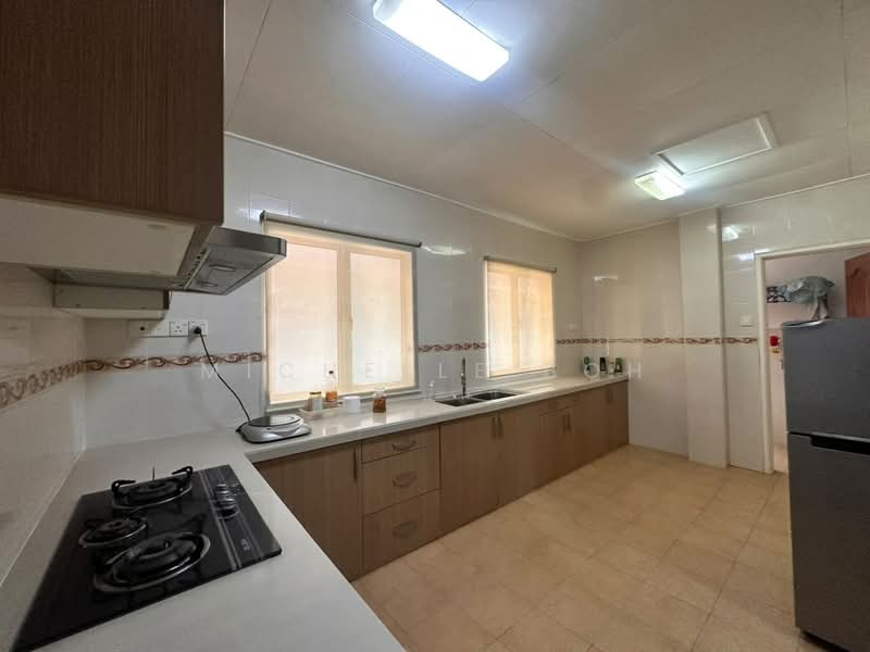 2-storey Terraced House for Rent in Kota Kemuning (Shah Alam) - Michelle Boh - Kitchen - PropertyGuru.com.my