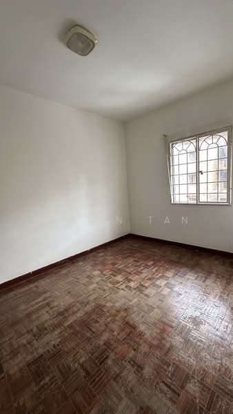 Apartment for Sale at Jasmine Court - Justin Tan - Bedroom 3 - PropertyGuru.com.my