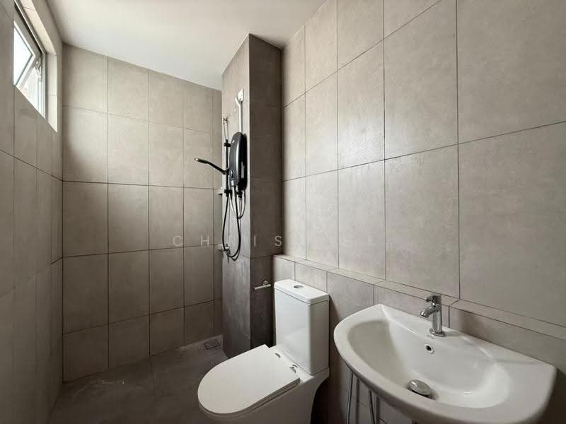 2-storey Terraced House for Rent in Bandar Gamuda Cove (Dengkil) - Chris Lee - Bathroom - PropertyGuru.com.my