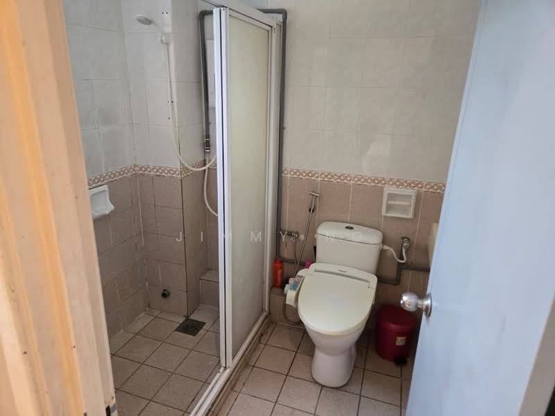2-storey Terraced House for Sale in Bandar Mahkota Cheras (Cheras) - Jimmy Ng - Bathroom - PropertyGuru.com.my