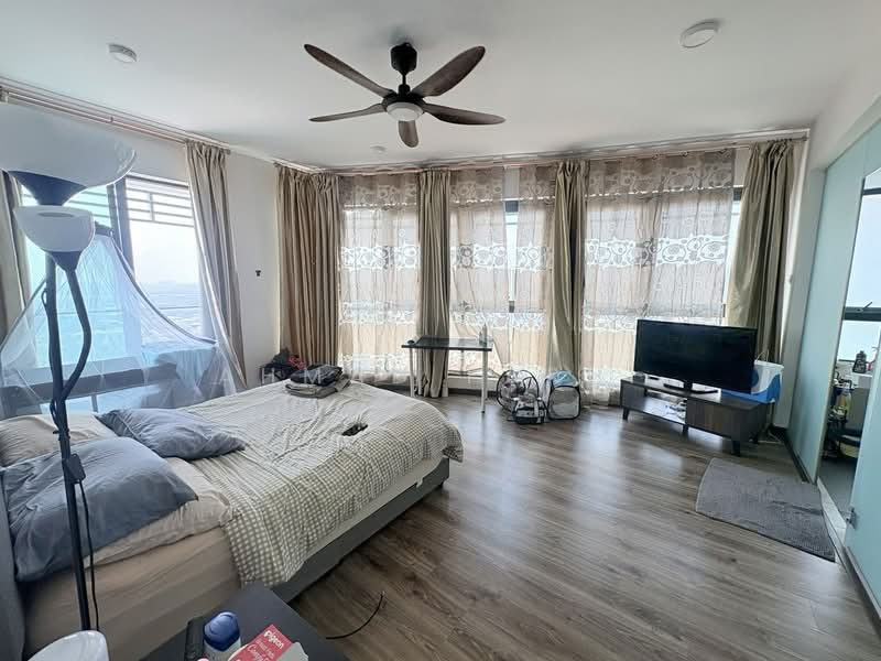 Kondominium untuk Dijual di Cristal Serin Residence - Ahmad Farhi - Bedroom - PropertyGuru.com.my