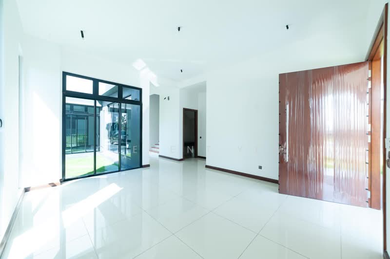 Bungalow for Sale in Setia Alam (Selangor) - Clement Yew - Entrance - PropertyGuru.com.my