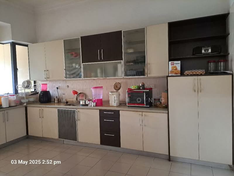 3-storey Terraced House for Sale in Taman Esplanad (Bukit Jalil) - Kent Chong - Kitchen - PropertyGuru.com.my