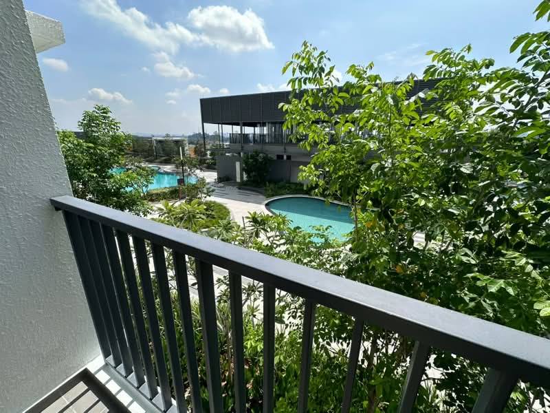 Servis Apartment untuk Dijual di Pangsapuri Berkeley Avenue (b) - Mages . - Balcony - PropertyGuru.com.my