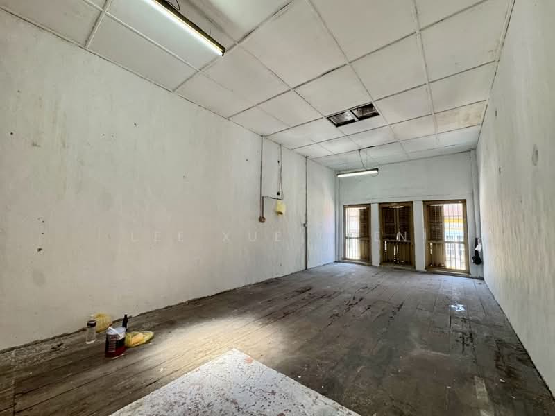 Shop for Rent in George Town (Penang) - Lee Xue Chen - Interior - PropertyGuru.com.my