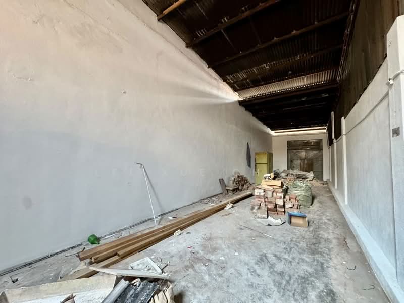 Shop for Rent in George Town (Penang) - Lee Xue Chen - Interior - PropertyGuru.com.my