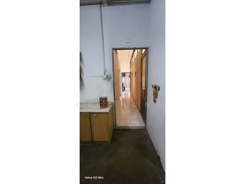 Rumah Banglo untuk Dijual di Sungai Buloh (Selangor) - CK Chong - Corridor - PropertyGuru.com.my