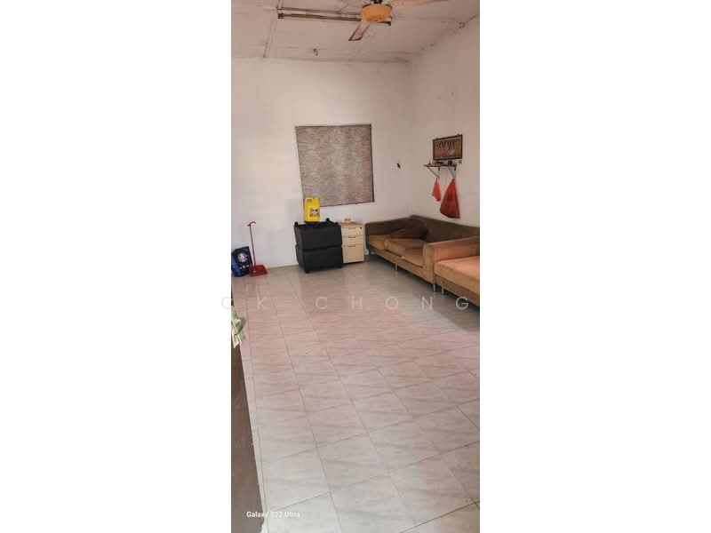Rumah Banglo untuk Dijual di Sungai Buloh (Selangor) - CK Chong - Living Room - PropertyGuru.com.my