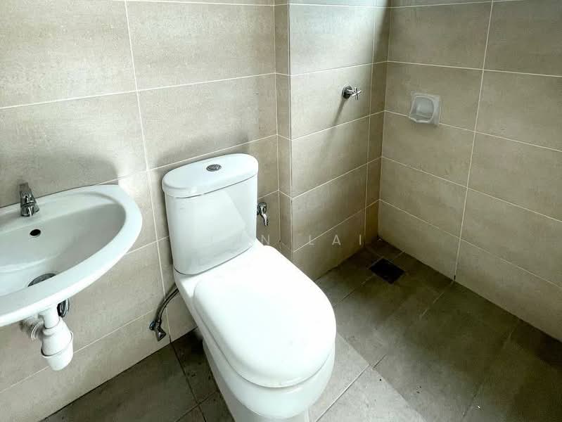 Rumah Teres 2 Tingkat untuk Dijual di Taman Dengkil Jaya (Dengkil) - Alan Lai - Bathroom - PropertyGuru.com.my