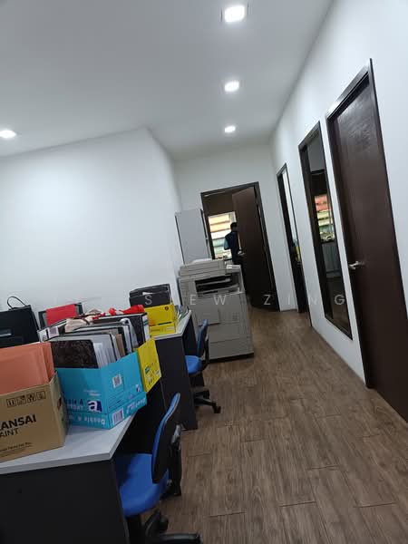 Office for Sale in Puchong (Selangor) - Tey Siew Zing - Interior - PropertyGuru.com.my