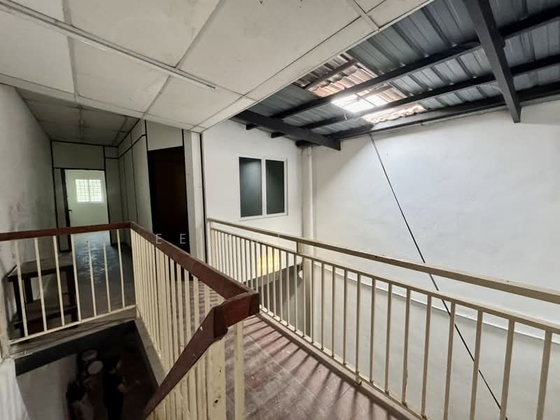 Shop for Rent in George Town (Penang) - Lee Xue Chen - Interior - PropertyGuru.com.my