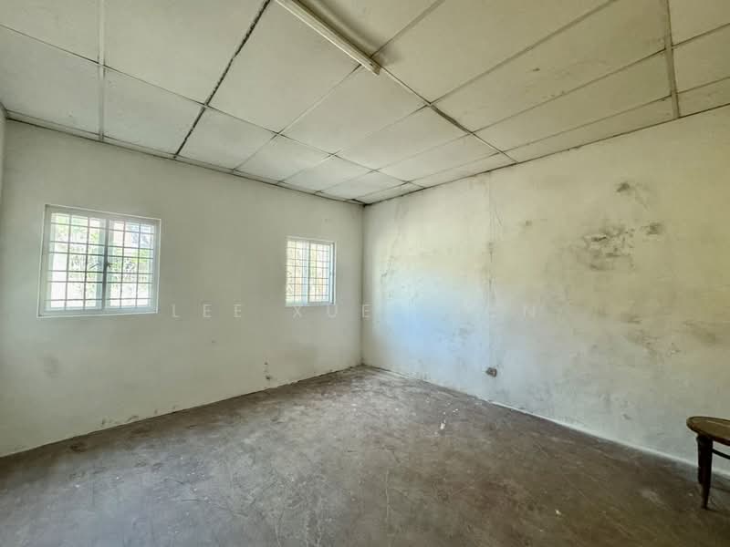 Shop for Rent in George Town (Penang) - Lee Xue Chen - Interior - PropertyGuru.com.my