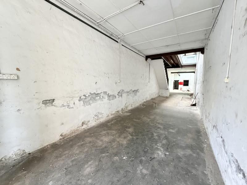 Shop for Rent in George Town (Penang) - Lee Xue Chen - Interior - PropertyGuru.com.my