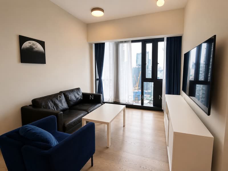 Kediaman Servis untuk Dijual di Star Residences Two - Dennix Chin - Living Room - PropertyGuru.com.my