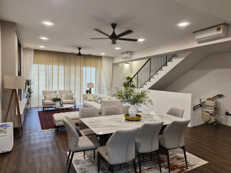 Terraced House for Sale in Taman Melawati (Ulu Kelang) - Brackson Loh - Living Room - PropertyGuru.com.my