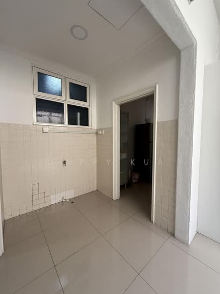 Semi-Detached House for Sale in Ampang Jaya (Ampang) - Happy Kua - Kitchen - PropertyGuru.com.my