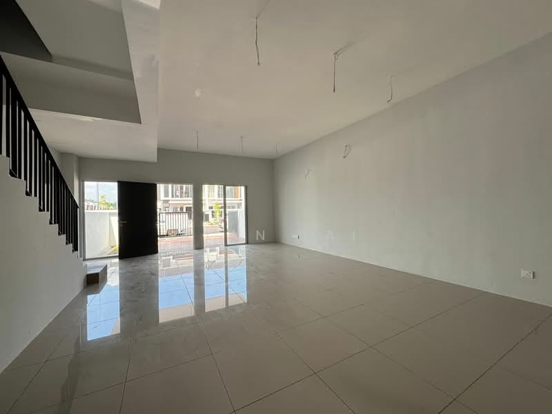2-storey Terraced House for Sale in Taman Jed (Dengkil) - Alan Lai - Living Room - PropertyGuru.com.my