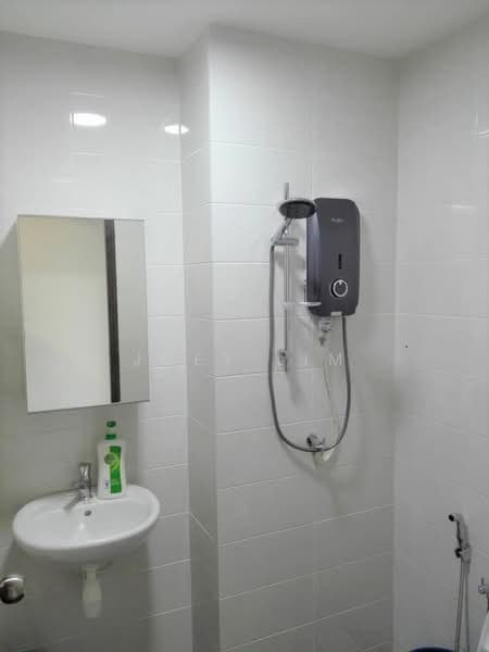 Servis Apartment untuk Disewa di Service Residence @ Landmark Residence 1 - Joey Lim - Bathroom - PropertyGuru.com.my