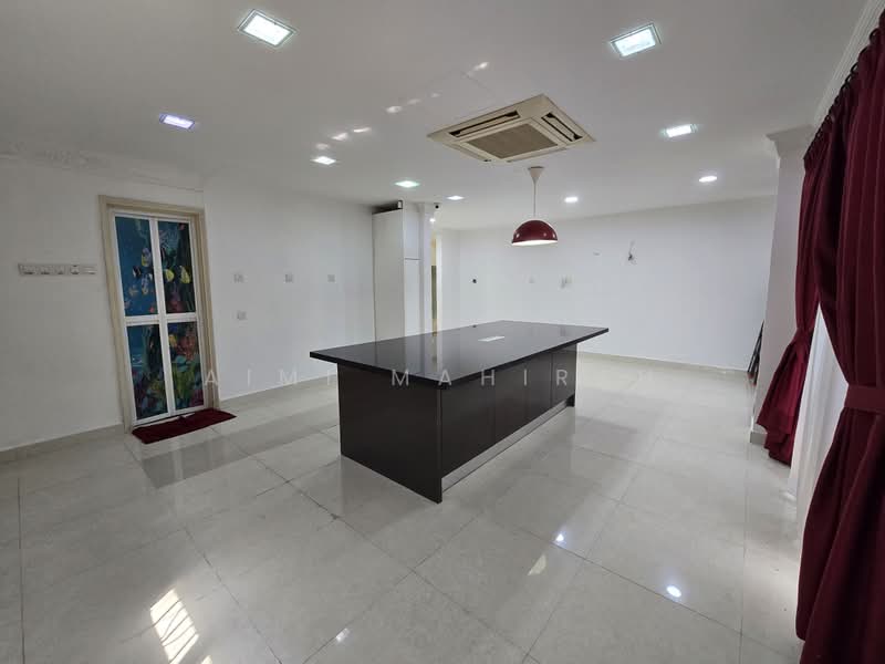 Semi-Detached House for Sale in Kota Damansara (Selangor) - Aimi Mahirah - Interior - PropertyGuru.com.my