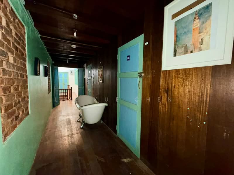 Shop for Sale in George Town (Penang) - Lee Xue Chen - Corridor - PropertyGuru.com.my
