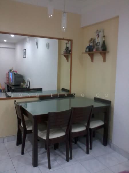 Pangsapuri untuk Dijual di Halaman Kristal - Tong Liang Ooi - Dining Room - PropertyGuru.com.my
