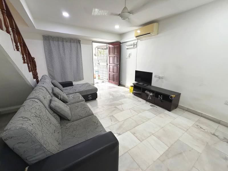 2-storey Terraced House for Rent in Taman Daya (Johor Bahru) - Christina Ang - Living Room - PropertyGuru.com.my