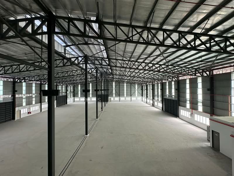 Detached Factory for Rent in Taman Industri Alam Jaya (Puncak Alam) - Ms Teh - Interior - PropertyGuru.com.my