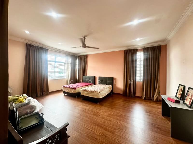 Cluster House for Sale in Taman Gaya (Ulu Tiram) - Victor Lim - PropertyGuru.com.my