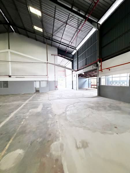 Gudang untuk Disewa di Seksyen 16 (Shah Alam) - Weng Tan - Interior - PropertyGuru.com.my