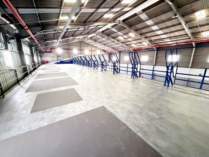 Gudang untuk Disewa di Seksyen 16 (Shah Alam) - Weng Tan - Interior - PropertyGuru.com.my