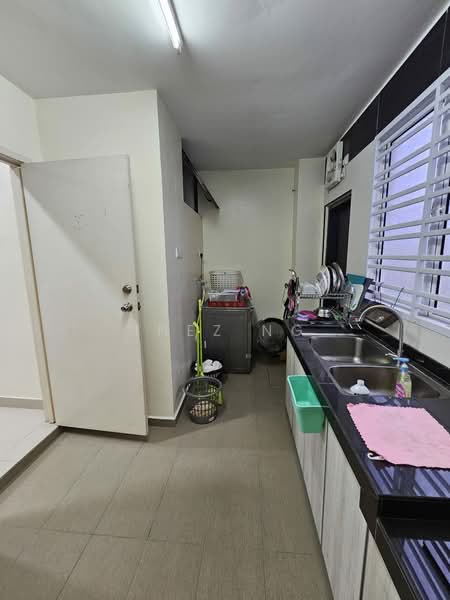 Terraced House for Sale in Skudai (Johor) - Inez Ng - Kitchen - PropertyGuru.com.my