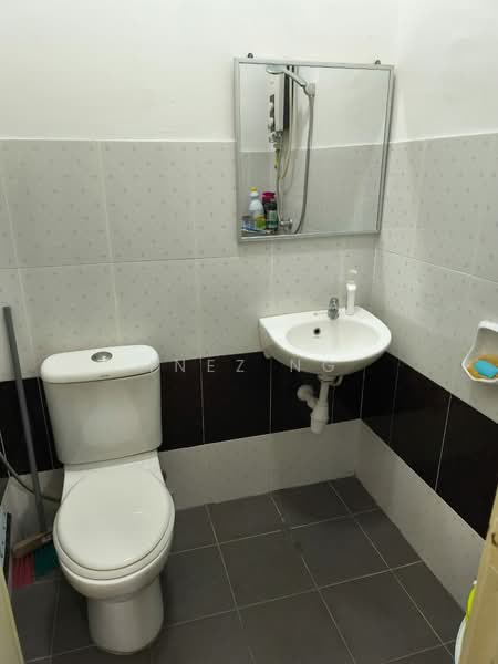 Terraced House for Sale in Skudai (Johor) - Inez Ng - Bathroom - PropertyGuru.com.my