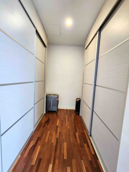 Rumah Teres 3 Tingkat untuk Dijual di Lake Fields (Sungai Besi) - Suki Tan - Corridor - PropertyGuru.com.my