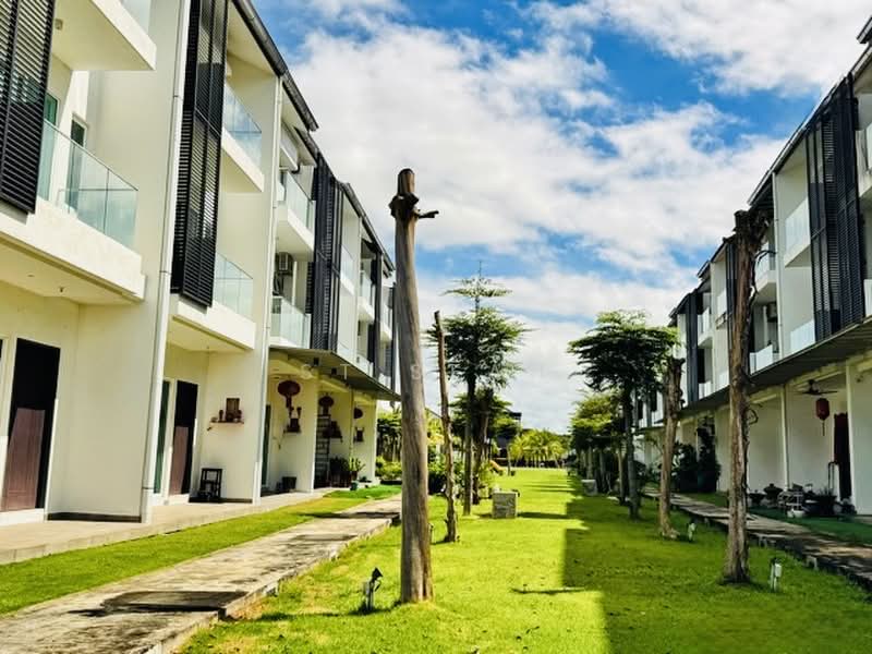 3-storey Terraced House for Sale in Sungai Puyu (Butterworth) - St Seah - Exterior - PropertyGuru.com.my