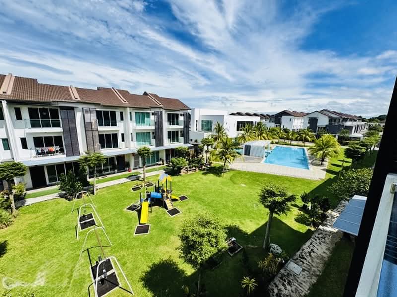 3-storey Terraced House for Sale in Sungai Puyu (Butterworth) - St Seah - Exterior - PropertyGuru.com.my