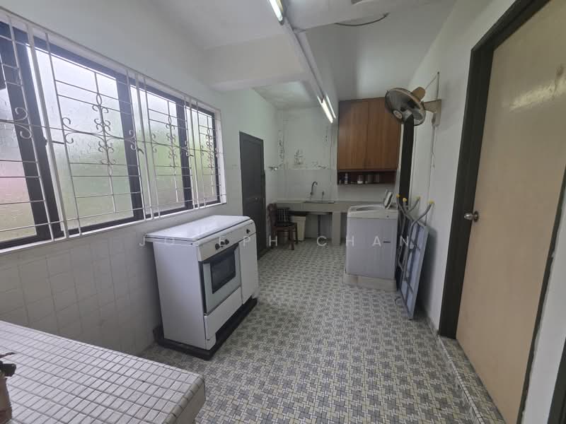 Bungalow House untuk Dijual di Shah Alam (Selangor) - Joseph Chan - Kitchen - PropertyGuru.com.my