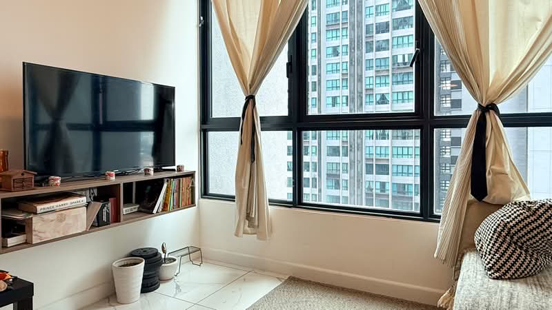 Servis Apartment untuk Disewa di Cubic Botanical - Paul Chen - Living Room - PropertyGuru.com.my