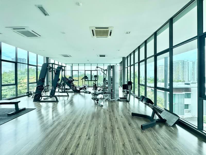 Kondominium untuk Dijual di Cristal Serin Residence - Ahmad Farhi - Gym - PropertyGuru.com.my