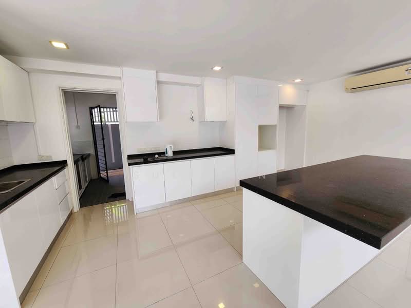 Rumah Teres 3 Tingkat untuk Dijual di Lake Fields (Sungai Besi) - Suki Tan - Kitchen - PropertyGuru.com.my