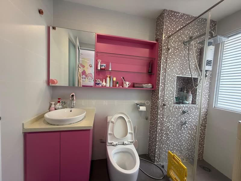 Rumah Teres 2 Tingkat untuk Dijual di Taman Perling (Perling) - Gelyne Yong - Bathroom - PropertyGuru.com.my
