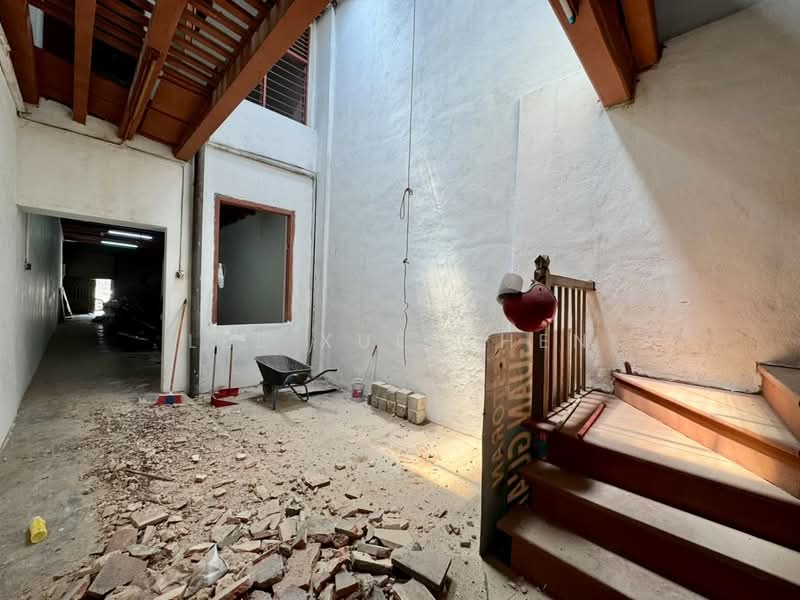 Shop for Rent in George Town (Penang) - Lee Xue Chen - Interior - PropertyGuru.com.my