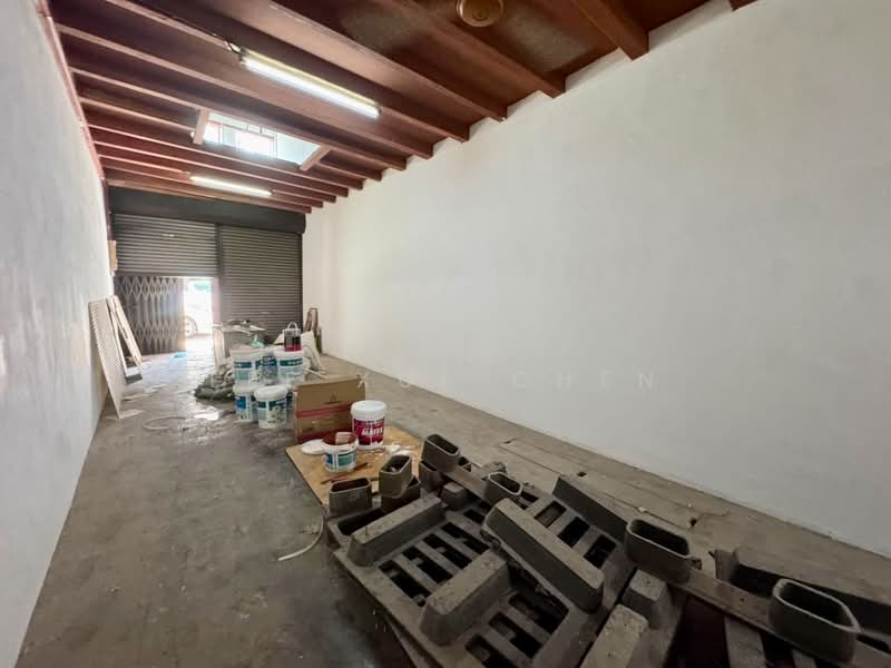 Shop for Rent in George Town (Penang) - Lee Xue Chen - Interior - PropertyGuru.com.my