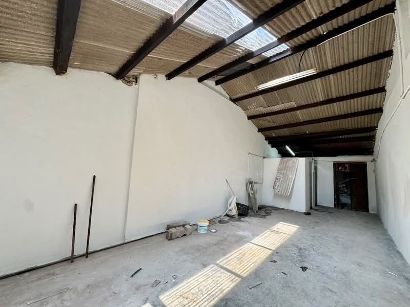 Shop for Rent in George Town (Penang) - Lee Xue Chen - Interior - PropertyGuru.com.my