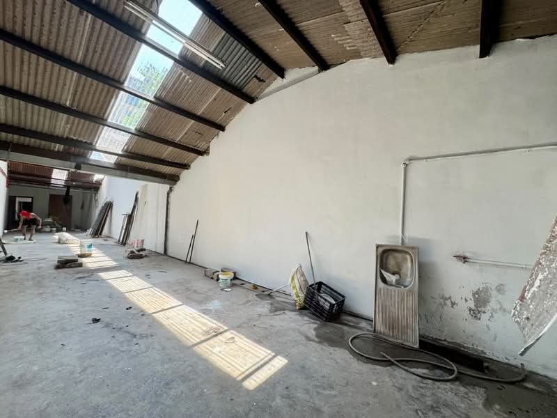 Shop for Rent in George Town (Penang) - Lee Xue Chen - Interior - PropertyGuru.com.my