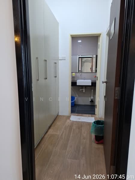 Servis Apartment untuk Disewa di Tropez Residences - Vincent Lai - Bathroom - PropertyGuru.com.my