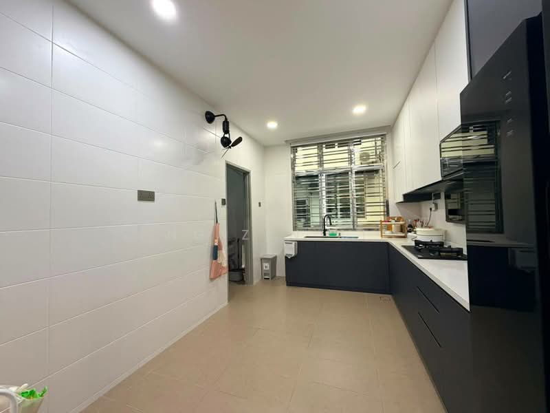 Rumah Teres 2 Tingkat untuk Dijual di Taman Mutiara Rini (Skudai) - NG ZEN XI - Kitchen - PropertyGuru.com.my