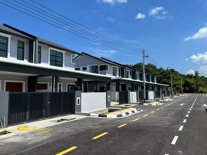 Rumah Teres 2 Tingkat untuk Dijual di Batu Kawa (Kuching) - Phey Tze Tay - PropertyGuru.com.my